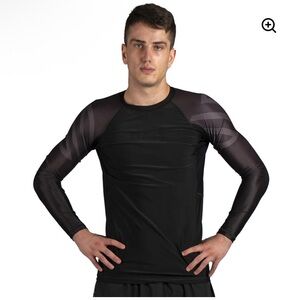 Sanabul Essential Long Sleeve Compression Rash Guard Large